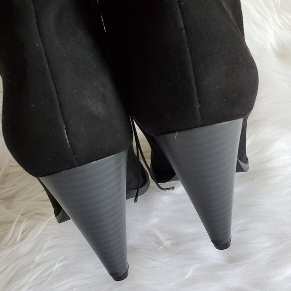 Forever 21 Black Suede Heeled Pull On Ankle Boots SZ 6 - Picture 7 of 12
